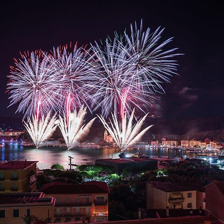 ポルトヴェーネレCasamare Portovenereアパートメント エクステリア 写真